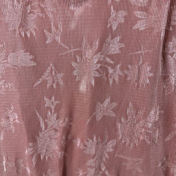 NWT Urban Outfitters Mary Kate Pleated Floral Shift Dress long sleeve rose sz xs - Picture 5 of 15